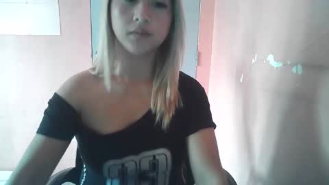 xxsugarpopxx online show from December 5, 2:31 am