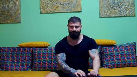 Snapshot of xxtreamleonard chatting on February 5, 11:34 am Xtream Leonard online show from February 5, 11:34 am