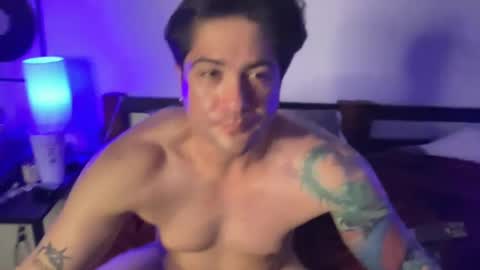 Snapshot of xxtremeinsertions chatting on March 5, 11:28 am xxtremeinsertions online show from March 5, 11:28 am