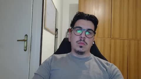 Snapshot of xxunmentionablexx chatting on April 15, 7:58 pm xxunmentionablexx online show from April 15, 7:58 pm