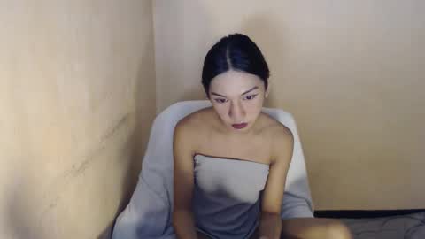 xxurmysterygirlxx online show from May 2, 3:44 am
