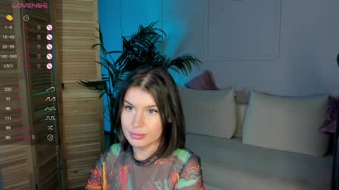 Snapshot of xxviktoryqueenxx chatting on December 6, 12:56 am Vi online show from December 6, 12:56 am