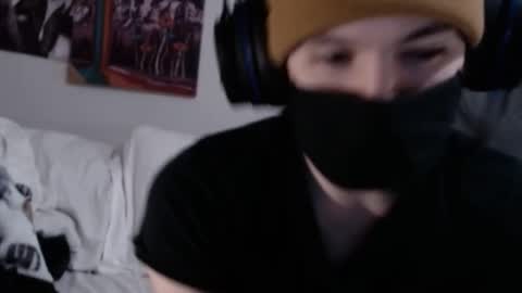 David Fox online show from December 19, 4:52 am