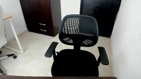 xxx_3d online show from June 11, 6:39 pm