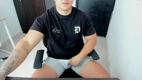 xxx_3d online show from June 12, 6:40 pm