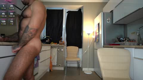     online show from February 1, 12:37 pm