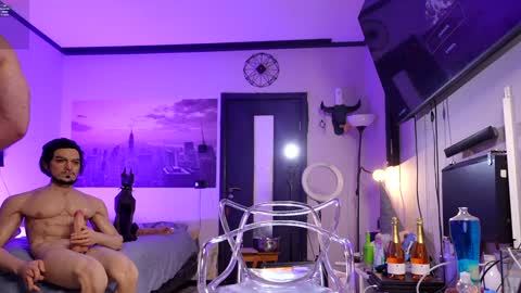     online show from October 30, 11:11 am