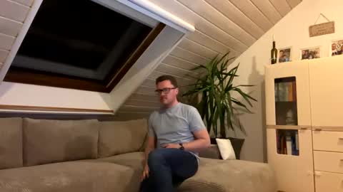 Alex online show from March 26, 7:19 pm