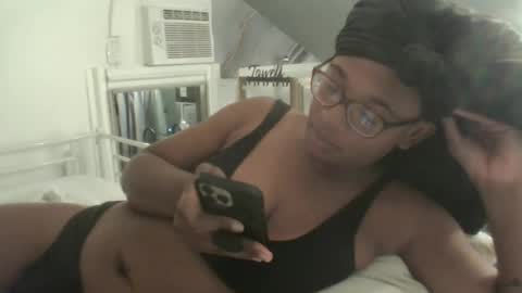 Danielle online show from March 12, 4:57 pm