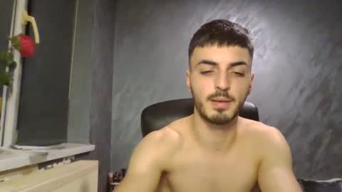 xxxdonpuiuuxxx online show from January 17, 9:28 pm