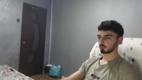 xxxdonpuiuuxxx online show from November 22, 3:33 pm