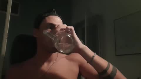 Snapshot of xxxfacu chatting on March 2, 5:08 am xxxfacu online show from March 2, 5:08 am