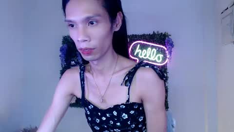 Snapshot of xxxfuckgirlyumsxxx chatting on March 9, 5:06 pm Your Princess Yums online show from March 9, 5:06 pm