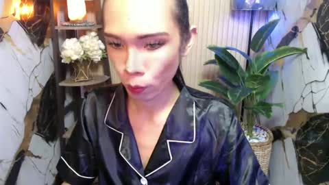 Snapshot of xxxfuckgirlyumsxxx chatting on January 10, 8:05 am Your Princess Yums online show from January 10, 8:05 am