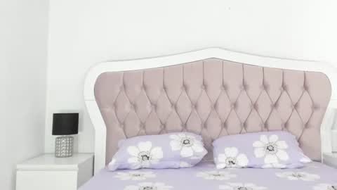 Elvira online show from October 26, 4:18 am