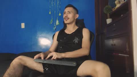 Kev online show from November 2, 7:49 pm