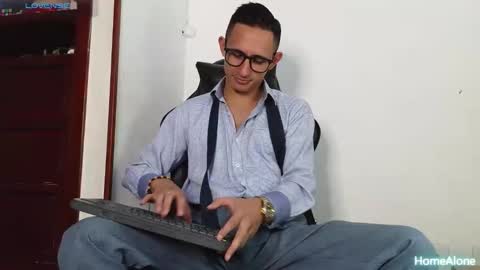 Kev online show from December 2, 7:53 pm