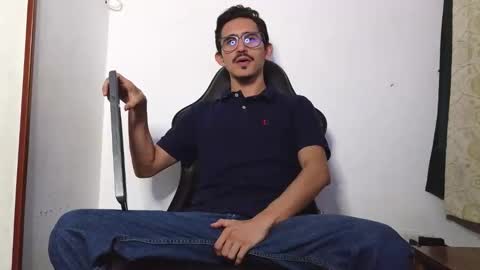 Kev online show from February 11, 10:26 pm