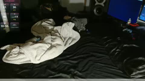xxxjrstrokesxxx online show from May 23, 2:50 am
