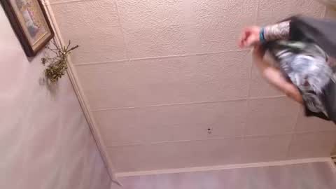 isa and gonzo online show from December 28, 10:03 am