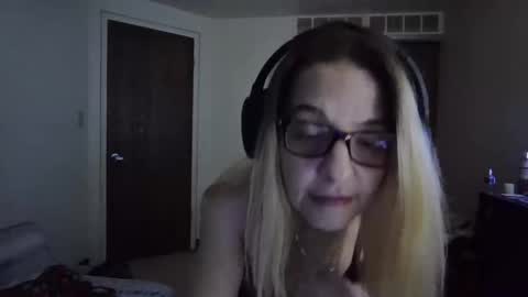 Xxxpixiefeet85 online show from February 12, 5:13 am