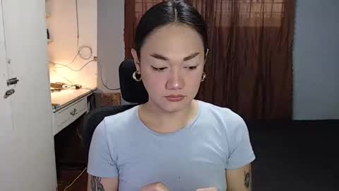 Melissa online show from May 15, 3:02 am