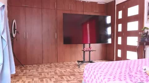 xxxtatianabustyxxx online show from May 15, 2:35 pm
