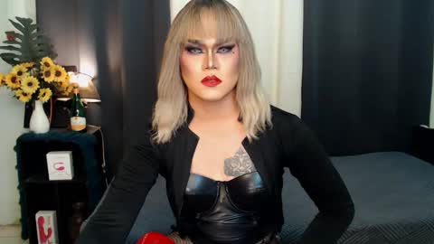 QueenMarina online show from December 24, 7:55 pm