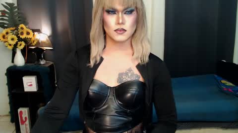 QueenMarina online show from January 8, 9:23 pm