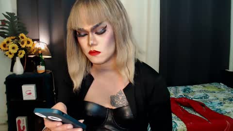 QueenMarina online show from January 20, 9:43 pm