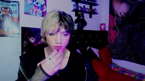 xzerox_ online show from December 19, 10:06 pm