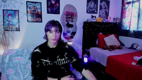 xzerox_ online show from February 5, 7:18 pm