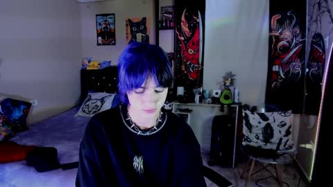 xzerox_ online show from April 8, 11:37 pm