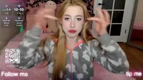 Lina online show from November 26, 3:46 pm