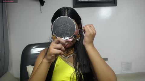 yazhini online show from April 1, 12:06 pm