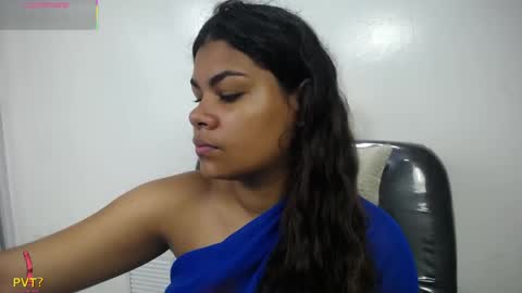 yazhini online show from May 14, 11:39 am