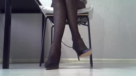 Dina online show from February 2, 3:49 am