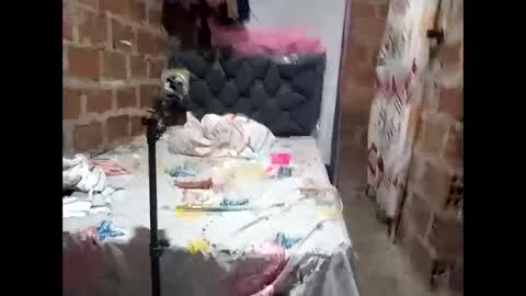 yairdcr1002 online show from January 18, 5:39 pm