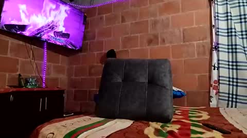 Yajz online show from April 13, 11:43 pm