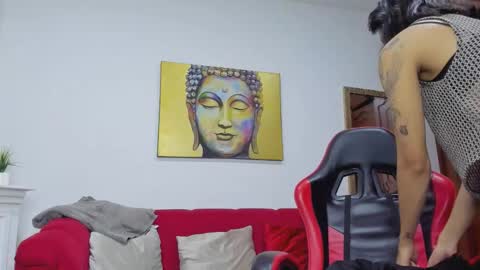 yake  elizabeth online show from March 18, 7:06 pm