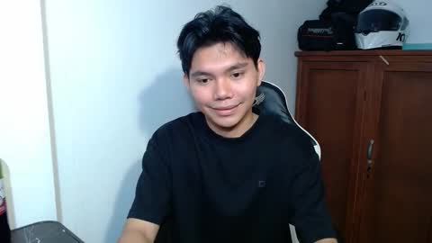 Eian online show from December 2, 10:27 pm