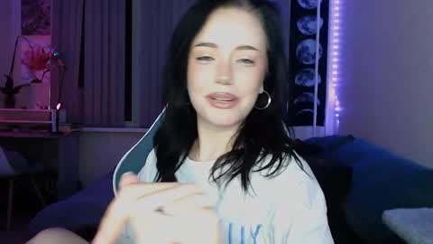 Snapshot of yamilean chatting on June 1, 10:44 pm Yami online show from June 1, 10:44 pm