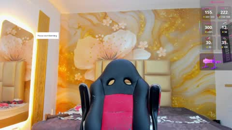 Naomi online show from April 8, 7:47 pm