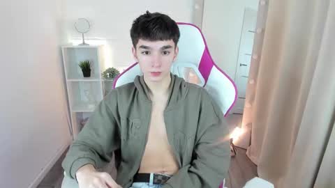 yamitwink online show from November 16, 5:24 am