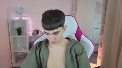 yamitwink online show from November 26, 8:54 pm