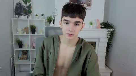 yamitwink online show from November 27, 8:44 pm