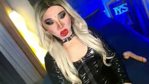 REYAN online show from March 16, 2:50 am