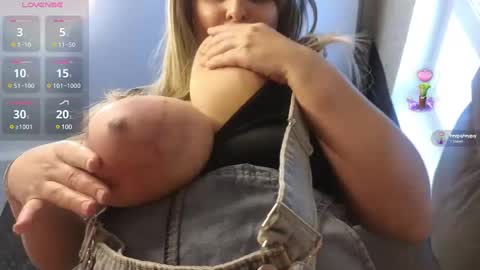 Yana May online show from January 22, 9:24 am