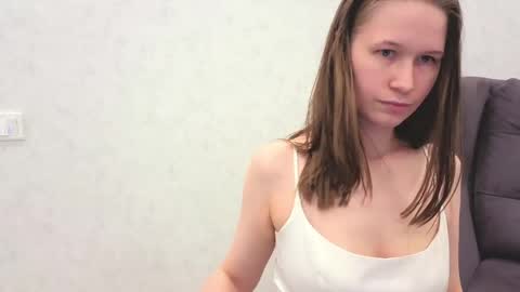 Snapshot of yana_squrel_22 chatting on May 30, 11:07 am Yana online show from May 30, 11:07 am