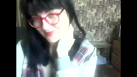 Snapshot of yanafiesta chatting on June 6, 11:59 am yanafiesta online show from June 6, 11:59 am